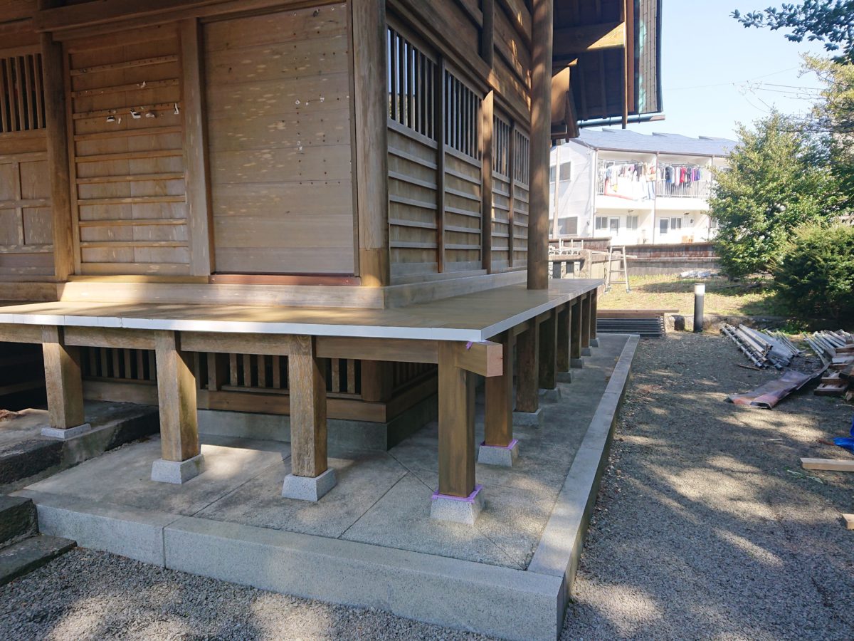 神社回廊修繕