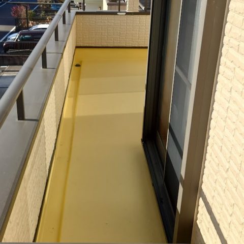 御殿場リフォーム工事・ベランダＦＲＰ防水工事