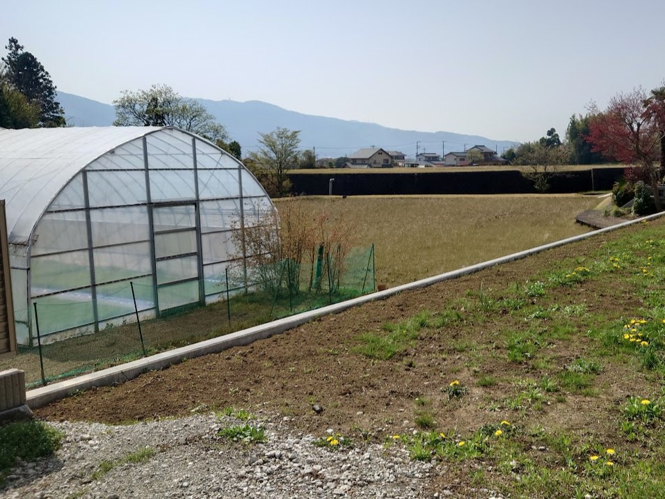 御殿場市外構リフォーム工事：メッシュフェンス設置