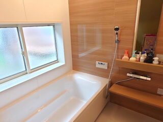 御殿場市:思い出の桧風呂をユニットバスへ